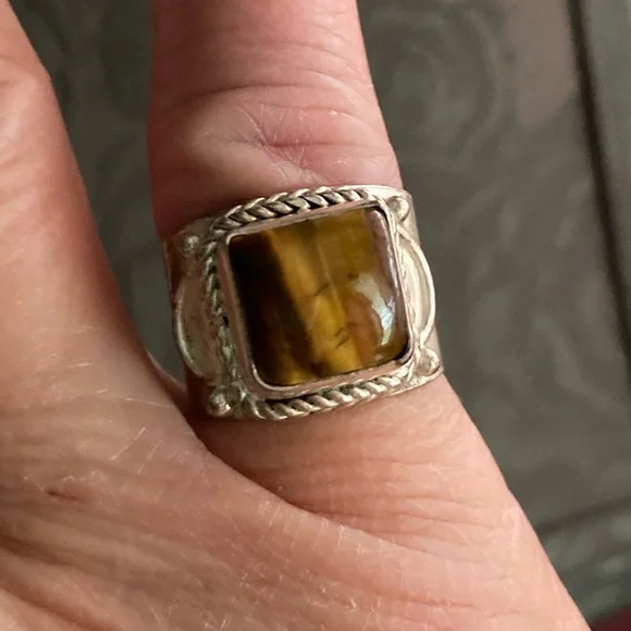 TIGER’S EYE RING - Picture 1 of 4